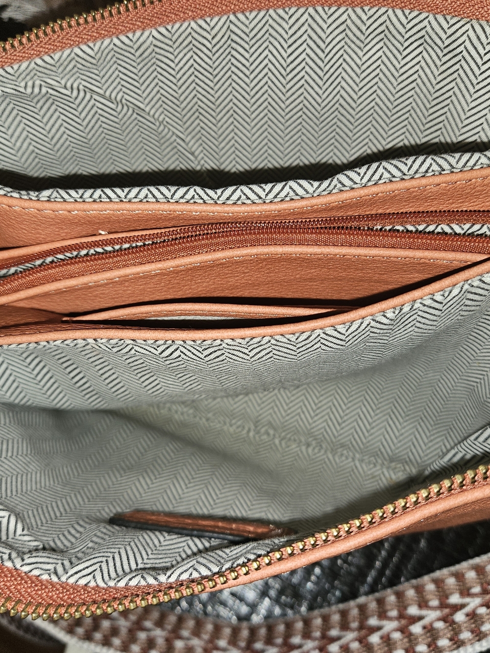 Women's Crossbody Bag in Coral/Tan โ Lightweight Everyday Carry